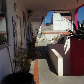 Hostal Plaza Isla Mujeres Zewnętrze zdjęcie