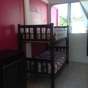 Hostal Plaza Isla Mujeres Zewnętrze zdjęcie